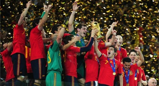 The Spanish team in the state of jubilation and global fame. Photo from FIFA.com