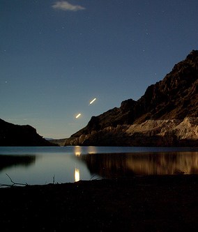 This shot apparently shows UFO's in Las Vegas, Nevada