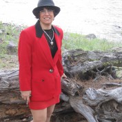 kim carlson profile image
