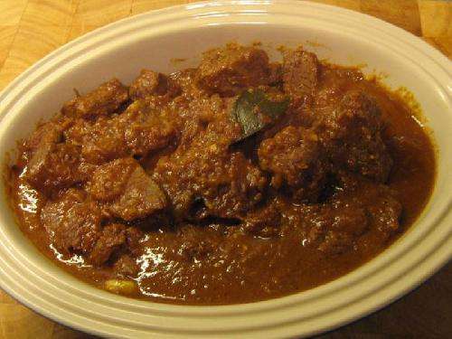 Mutton in red-curry