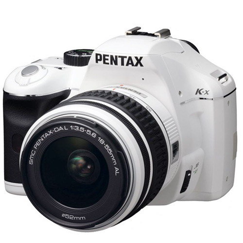 Pentax K-x 12.4 MP Digital SLR with 2.7-inch LCD and 18-55mm f/3.5-5.6 AL Lens (White)