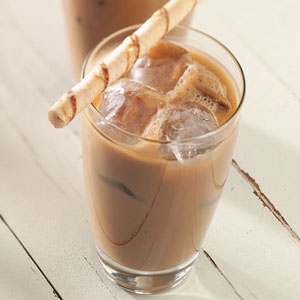 Iced caramel macchiato