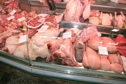 Theh Kuznechny Market also has plenty of fresh meat.