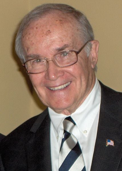 Newton Minow.  Newton Norman Minow (born January 17, 1926), an American attorney and former Chairman of the Federal Communications Commission. Minow is currently the Honorary Consul General of Singapore in Chicago. Author:Nminow courtesy Wikimedia Co