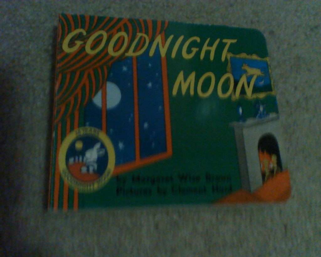 Reading "Goodnight Moon" By Margaret Wise Brown | HubPages