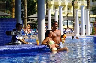 the pool bar at Hotel Sol Pelicanos