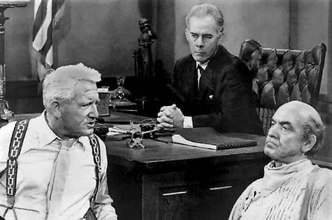 Spencer Tracy, Harry Morgan and Fredric March in Inherit the Wind