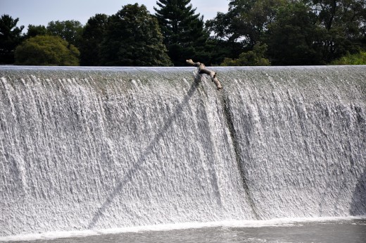 Dam built to create Backbone Lake. Author photo.