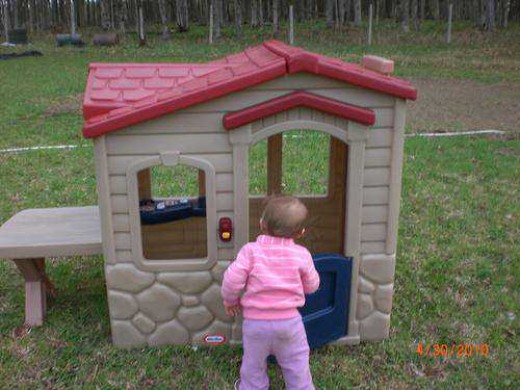 little tikes picnic n playhouse