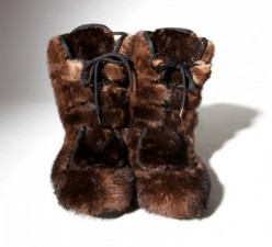 Boots with the Fur