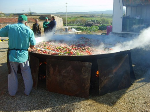 Giant Paella for the 3 Kings celebrations.