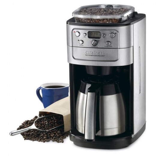 Grind and Brew fresh coffee daily with the DGB-900BC - the product is an exceptional product for everyone who enjoys coffee daily.