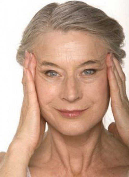 How to Cover Wrinkles and Reduce Fine Lines: Best Makeup Tips for Aging Skin and Older Women How to Cover Wrinkles and Reduce Fine Lines: Best Makeup Tips for Aging Skin and Older Women