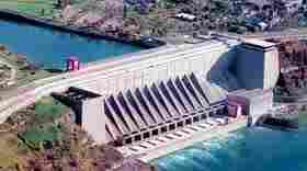 Niagra showing modern hydroelectric dam fathered by Tesla