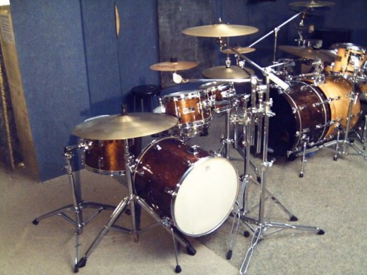 Yamaha Manu Katche Hipgig drums have a professional look and sound that is rare to find in a drum set of that size.
