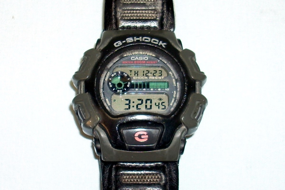 How to Change a G-Shock Between 12-Hour 