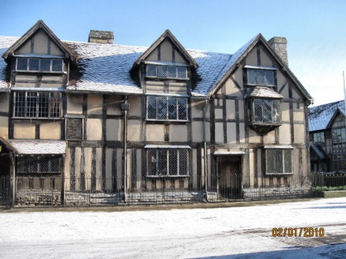 Shakespeare's Birthplace in Winter.  Copyright Tricia Mason. Jan 2010