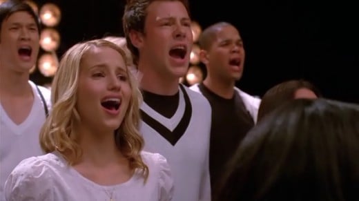 The glee kids singing "Keep Holding On" at the conclusion of the episode for Quinn