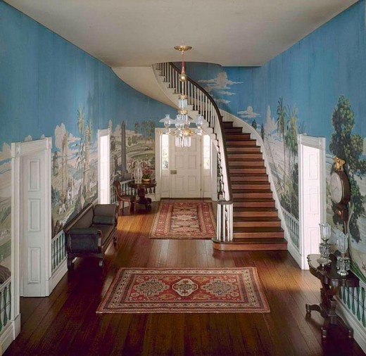 Hermitage Entry, featuring Rachel's French wallpaper with Greek storyline.