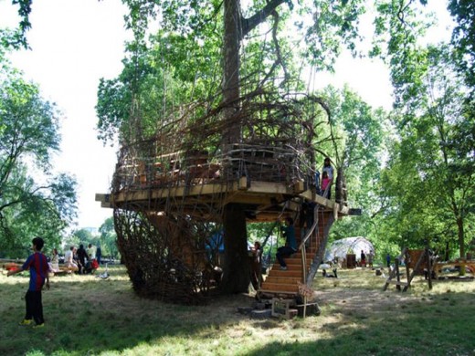 Regent's Park childrens tree house