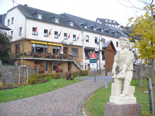 Another view of Dasburg, with its Daytona Hotel