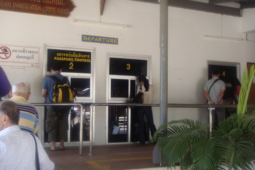 Overstays window does not show in the picture.  It is on the left and visa renewal for regulars on the right. Overstays are for people whose visa has alreaady expired and they have to pay more.