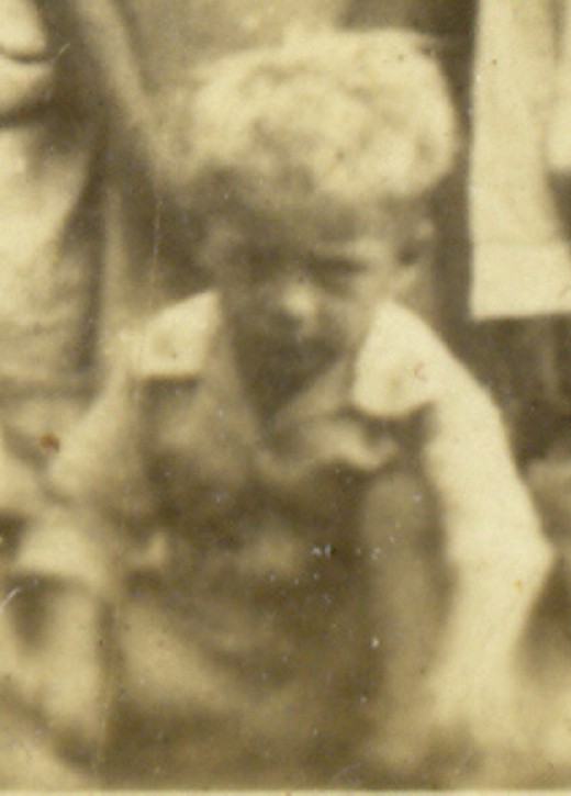 George Douglas Barron (#7 front row) August 29, 1922 