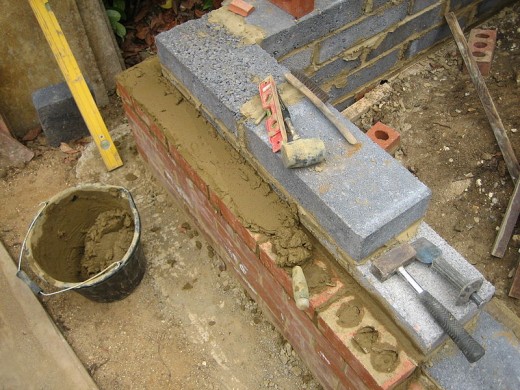 Laying blocks with Masonry Cement Laying blocks with Masonry Cement