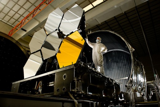 An Aerospace Engineer working with Telescope mirrors.
