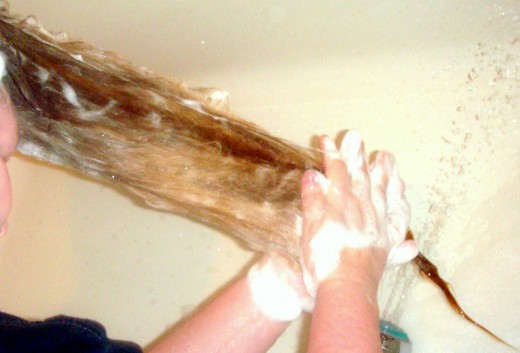 Wet it, then lather it downward, rubbing your hands together that cleans your scalp, and doesn't put too much harshness on the ends.. as we've seen, mine still need that trim!
