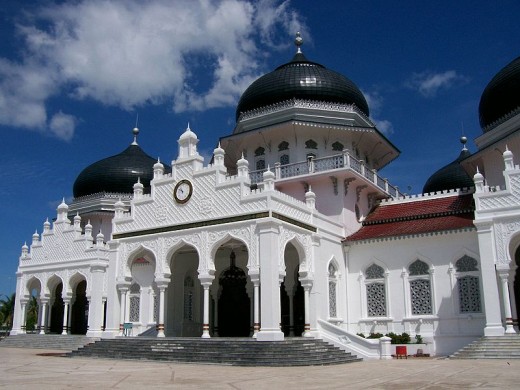 Raya Bayturrahman Mosque