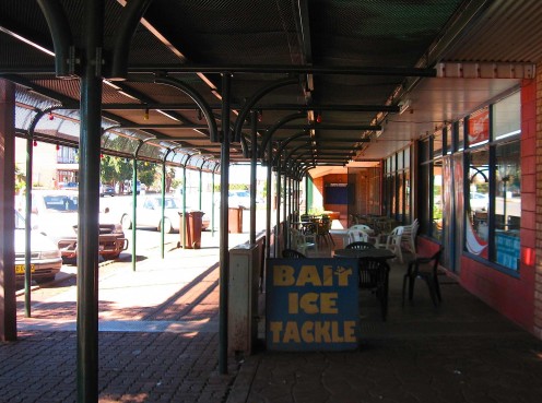 "Simply the Best" Bait, Ice and Tackle, also bacon and egg rolls and flat whites.