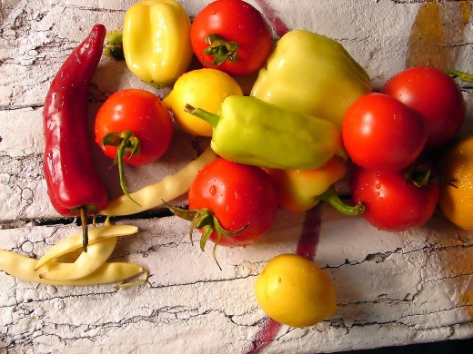 A variety of chili peppers are used to make hot sauces.