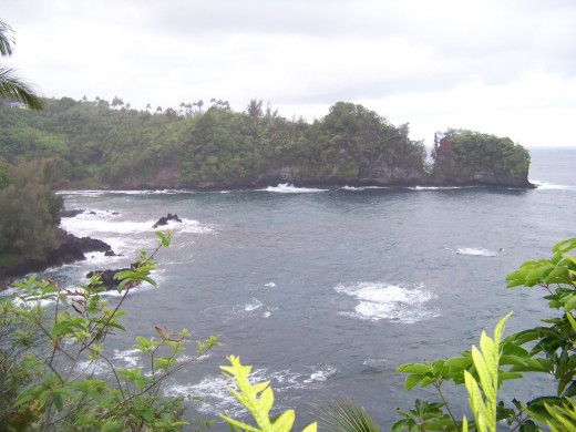 You can see where a piece of this lip of the island is breaking off.