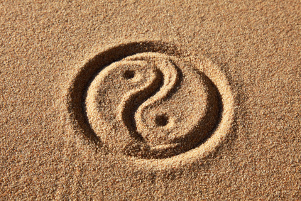 Yin & Yang in sand. Image:  Markus Mainka - Fotolia.com