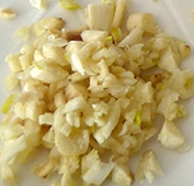 minced garlic