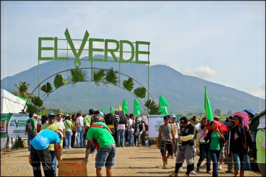 El Verde 12 Million Trees by 2012 Crusade (Photo by Dandy Belleza)