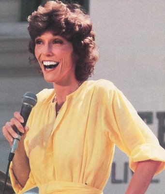 Karen Carpenter died from complications resulting from anorexia.  Looking at pictures like this one, it's hard to believe she was only 32 when she died.