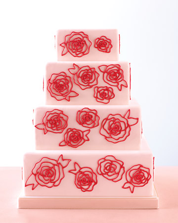 DIY Rose-Piped Wedding Cake