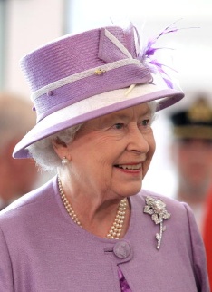 Williamson Pink diamond set in Queen Elizabeth's brooch