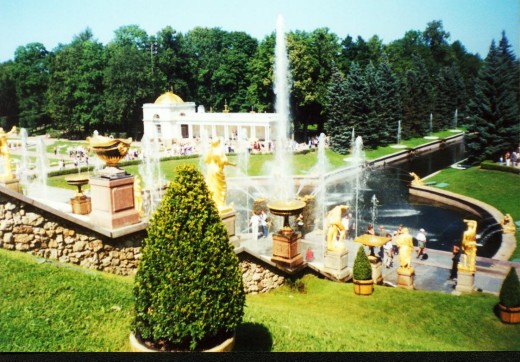 Fountains at Peterhof (Petrodvorets), the Romanov Czars' summer estates in suburban St. Petersburg, Russia