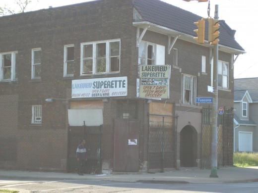 We used to buy groceries, candy, comic books and slushies here.