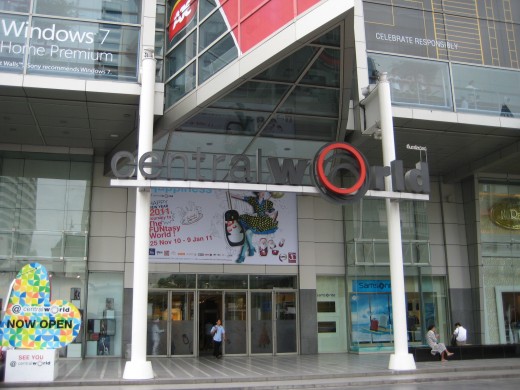 Central World Mall - A more upscale shopping center just 10 minute walk south from Pratunam Market