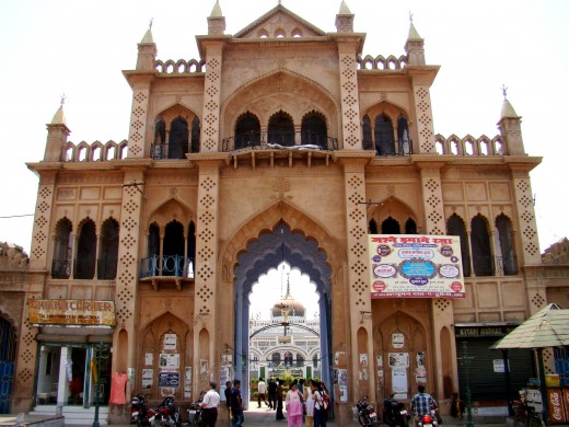 The main gate of Chhota Imam Bargah