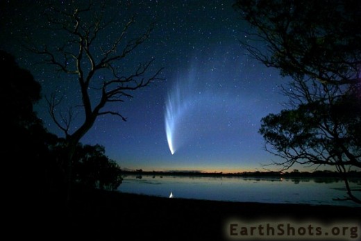 This is a Feb. 2nd, 2007 shot of comet McNaught. Elenin may present a view such as this and it will be a lot closer to earth when it does. Earth may pass through the tail.