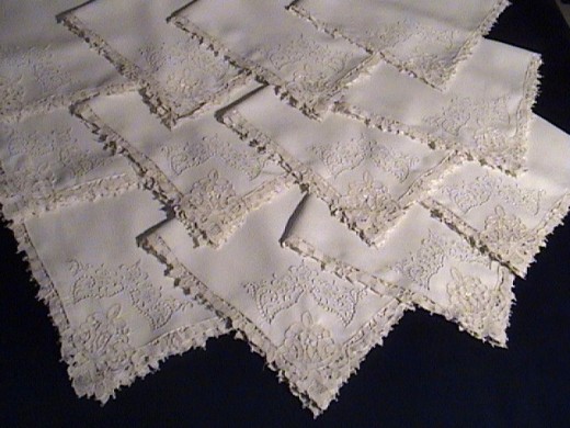 Frothy clean Point de Venise dinner napkins, pressed ready to use!