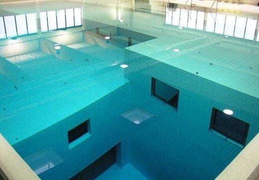 The Pool viewed from the surface