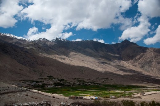 This is an awesome picture of Khardung La Pass in Leh Ladakh