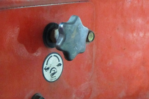 We thought the hydraulic system on the tractor broke, but after 2 hours of trying this and that, we discovered that a quick twist of this knob fixed it lol