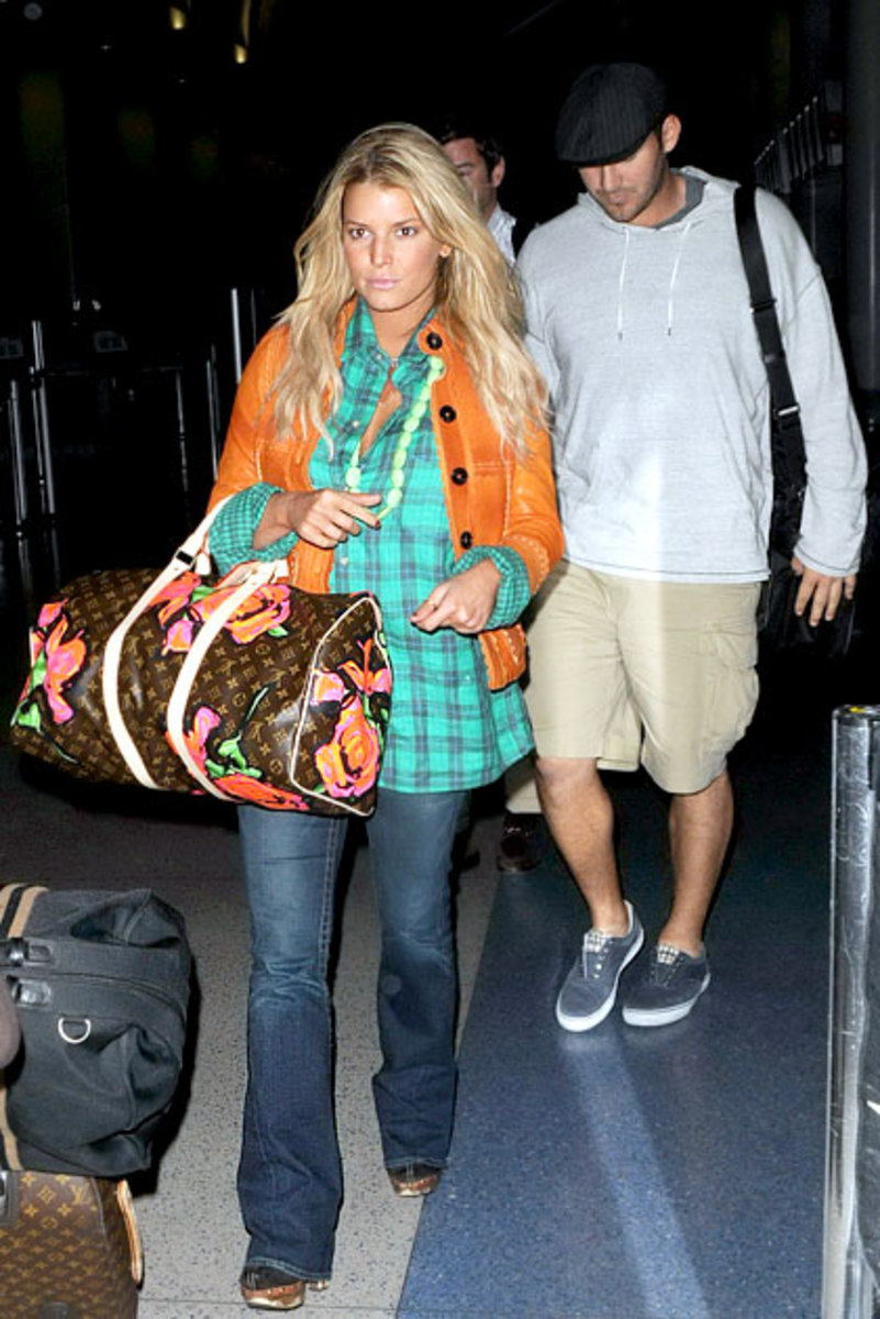 Celebrities Carrying Louis Vuitton Handbags | hubpages